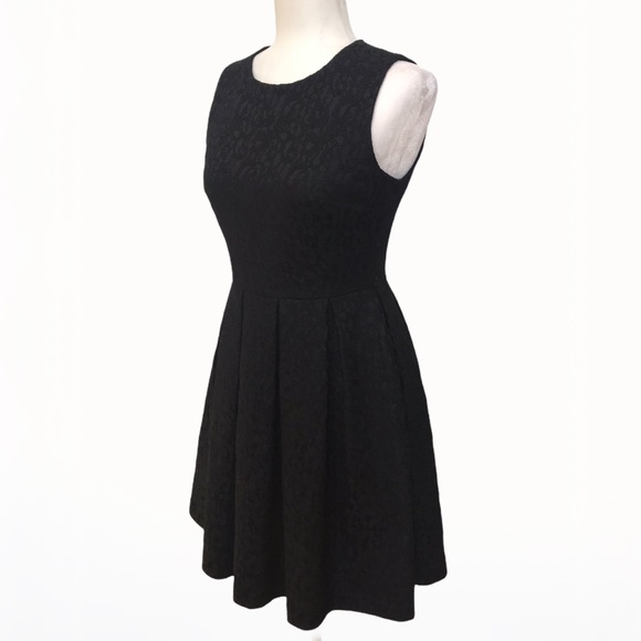 Vince Camuto Lace Fit & Flare Mini Dress - 2/4 - Picture 7 of 17